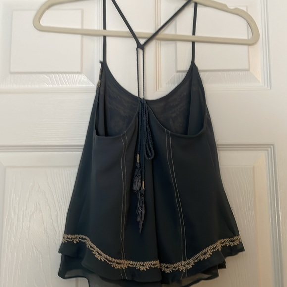 Slate blue backless tank - Picture 2 of 3